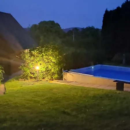 度假居 Susan - Schwimmen Bei Jedem Wetter *